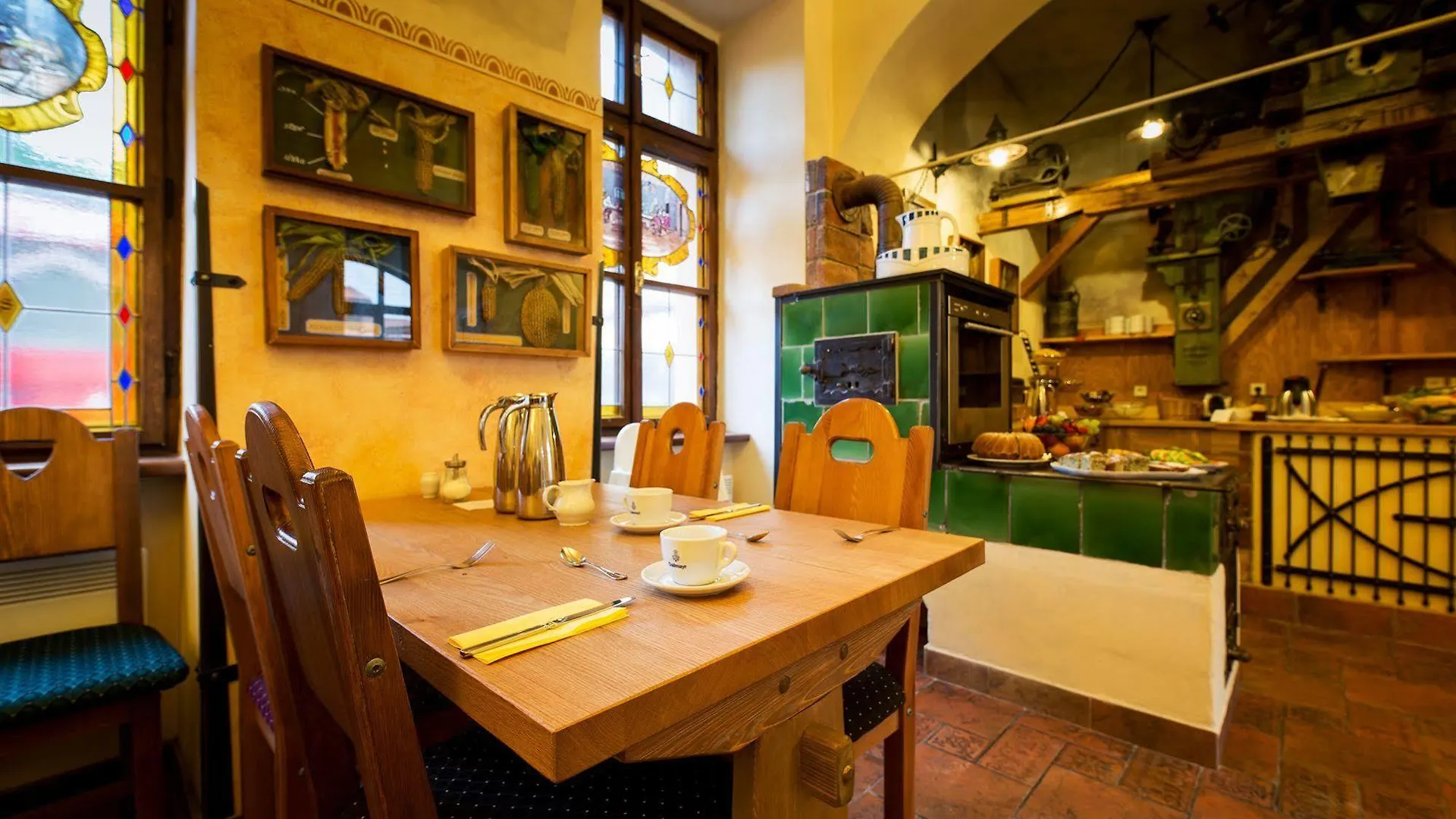 Hotel Selsky Dvur - Bohemian Village Courtyard Prague
