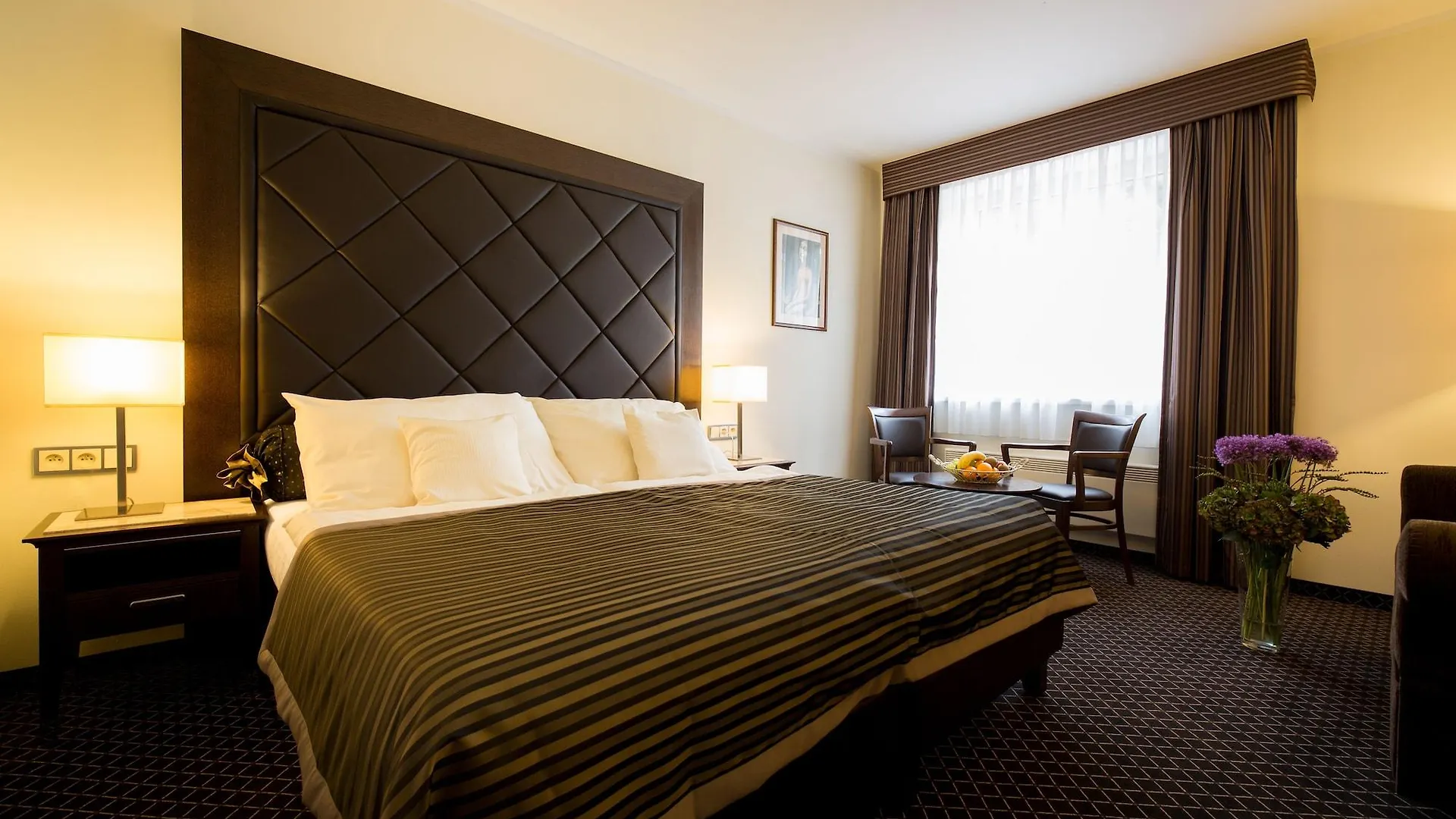 Hotel Selsky Dvur - Bohemian Village Courtyard Prag